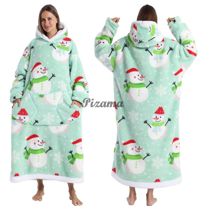 Christmas Super Long Flannel Blanket Hoodie – Unisex Cold-Proof Fleece Nightgown with Sleeves