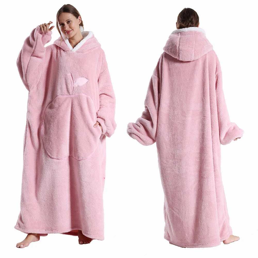 Extra-Long Hooded Flannel Blanket with Sleeves – Cozy Winter Wearable Throw for Men & Women