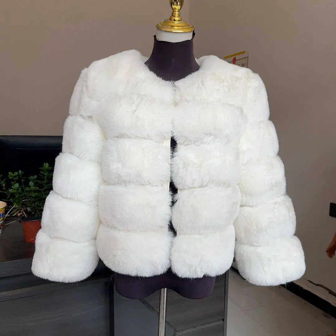 Luxury Women’s Faux Fox Fur Coat – Elegant Short Fluffy Winter Jacket